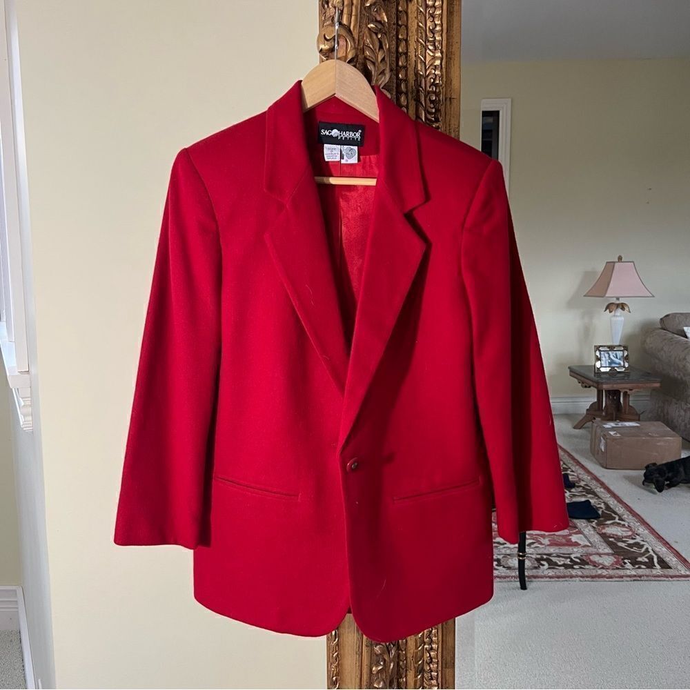 Women’s red wool long blazer vintage size 12